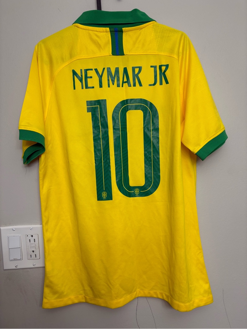 Nike Yellow and Green Team Brasileiro Soccer Jersey Neimar Jr - Picture 2 of 7